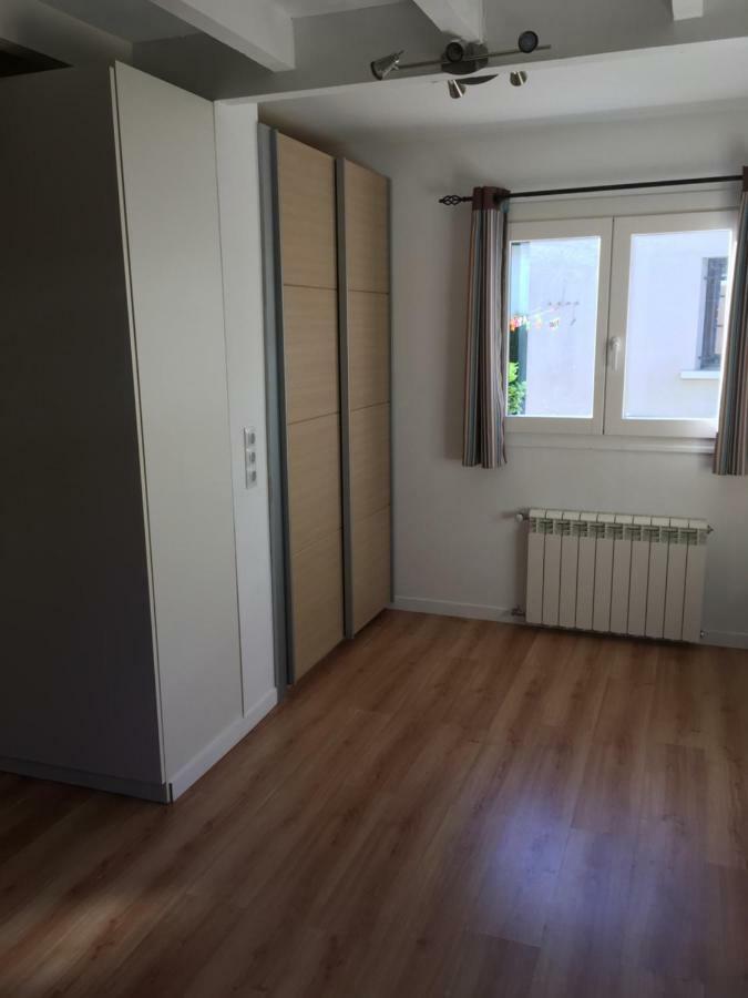 Alquilo Habitacion En 앙다이 외부 사진